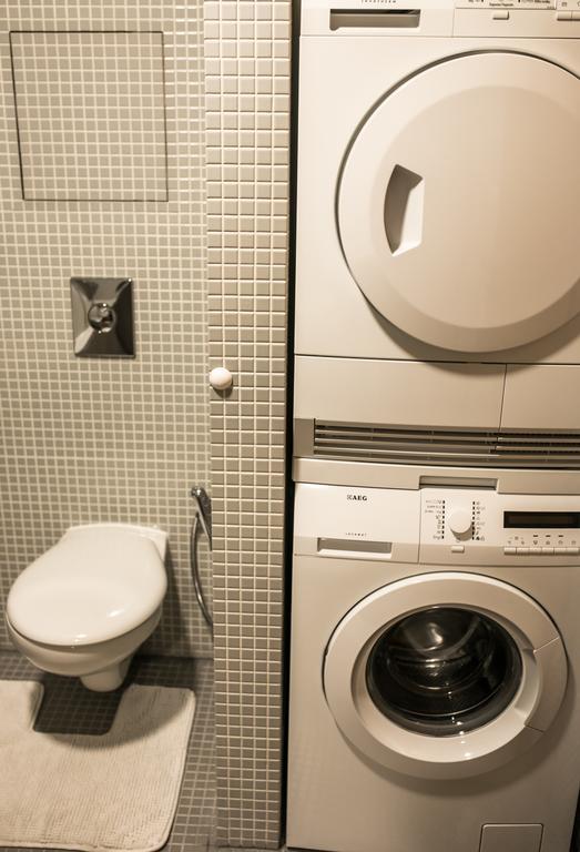 Apartment Korunni Dvur 130M2, 2 Free Parkings Prague Luaran gambar