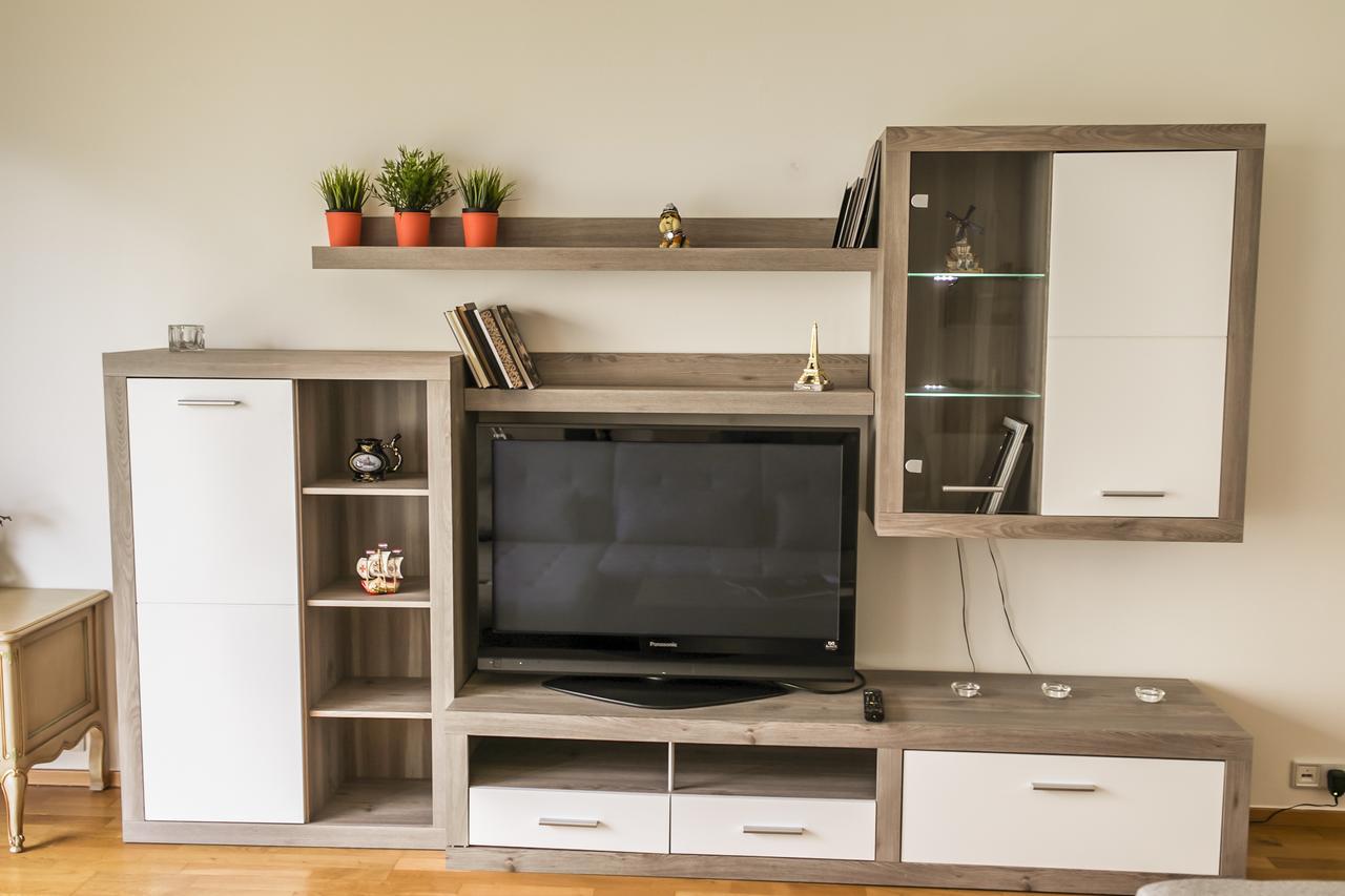 Apartment Korunni Dvur 130M2, 2 Free Parkings Prague Luaran gambar