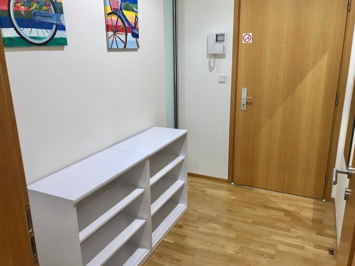 Apartment Korunni Dvur 130M2, 2 Free Parkings Prague Luaran gambar
